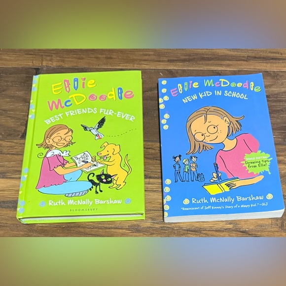 Other - Ellie McDoodle Book Set